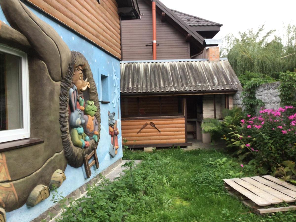 Рукавичка Yaremche Exterior photo